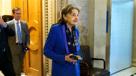 Feinstein set to return to Washington following months-long absence 